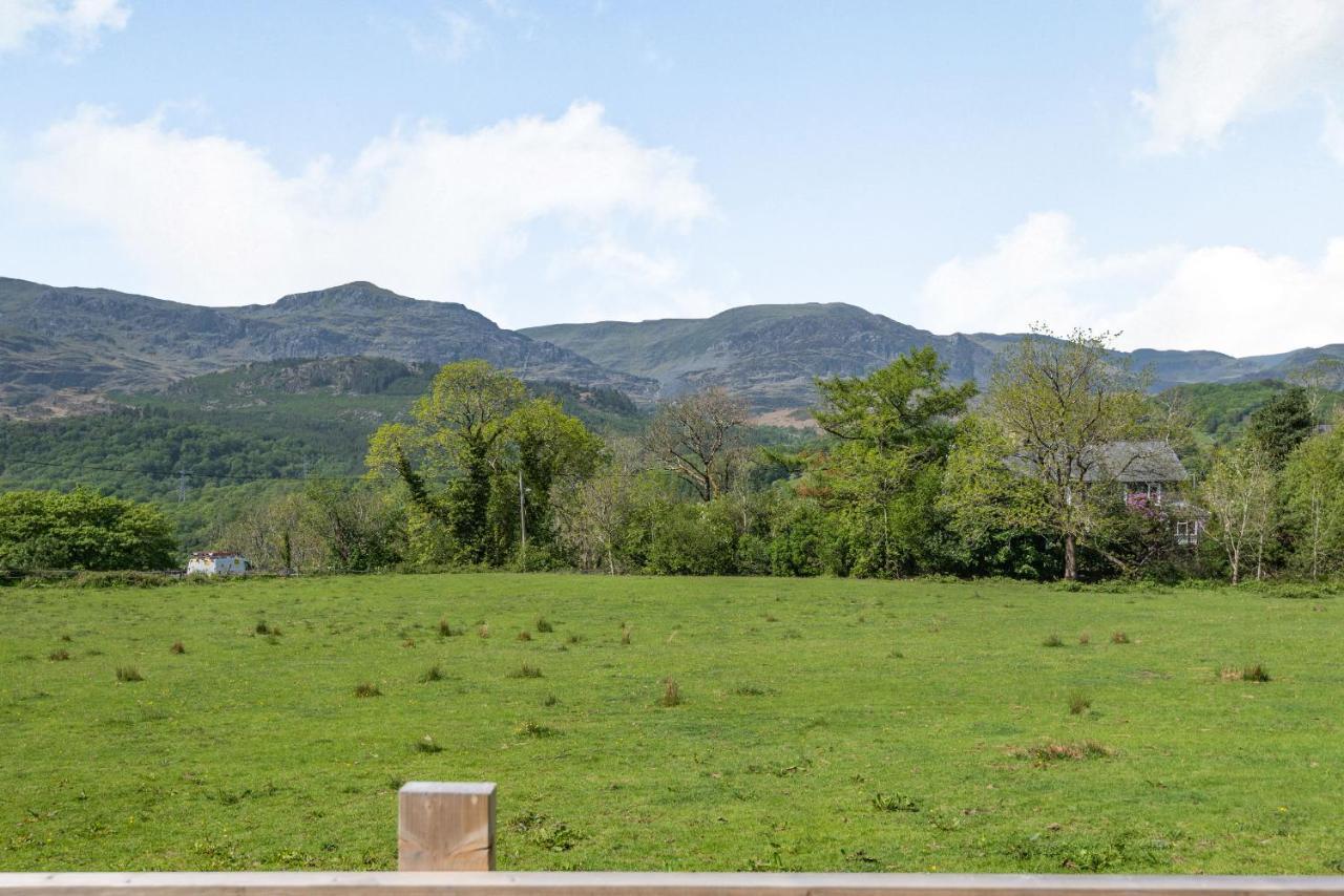 Villa Gorwel à Blaenau Ffestiniog Extérieur photo